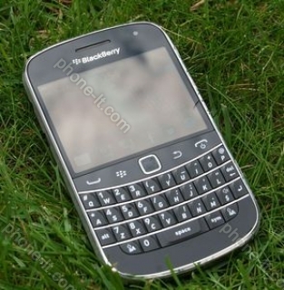 BlackBerry Bold Touch 9900
